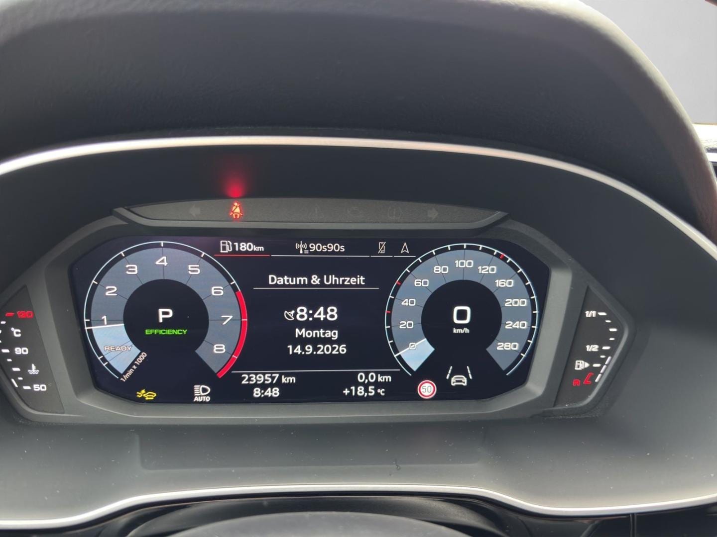 Bild über Audi Q3 Sportback TFSI quattro 140 kW S tronic - für weitere Informationen kontaktieren Sie den Audi Partner