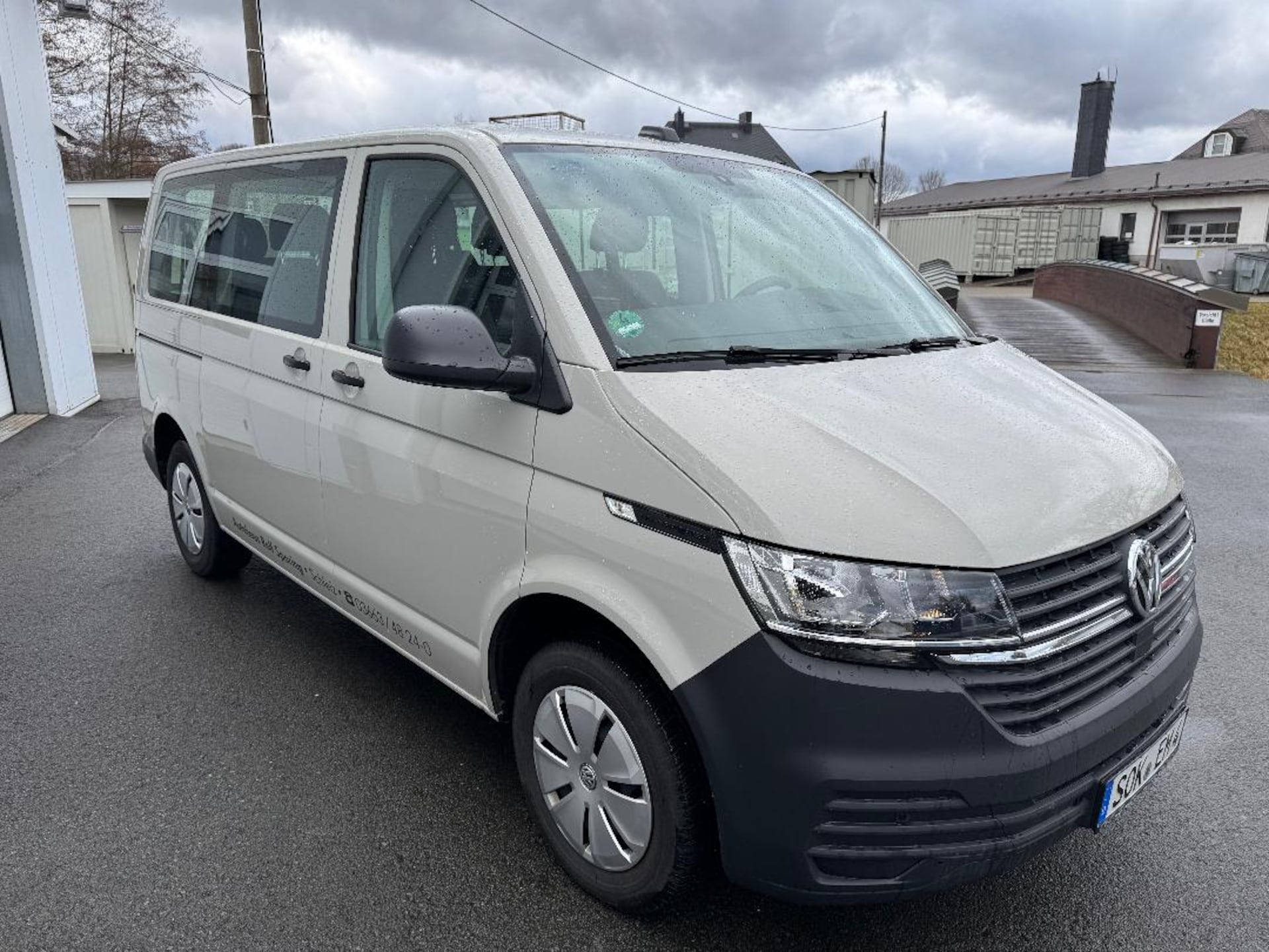Volkswagen T6.1 Transporter Kombi kurzer Radstand