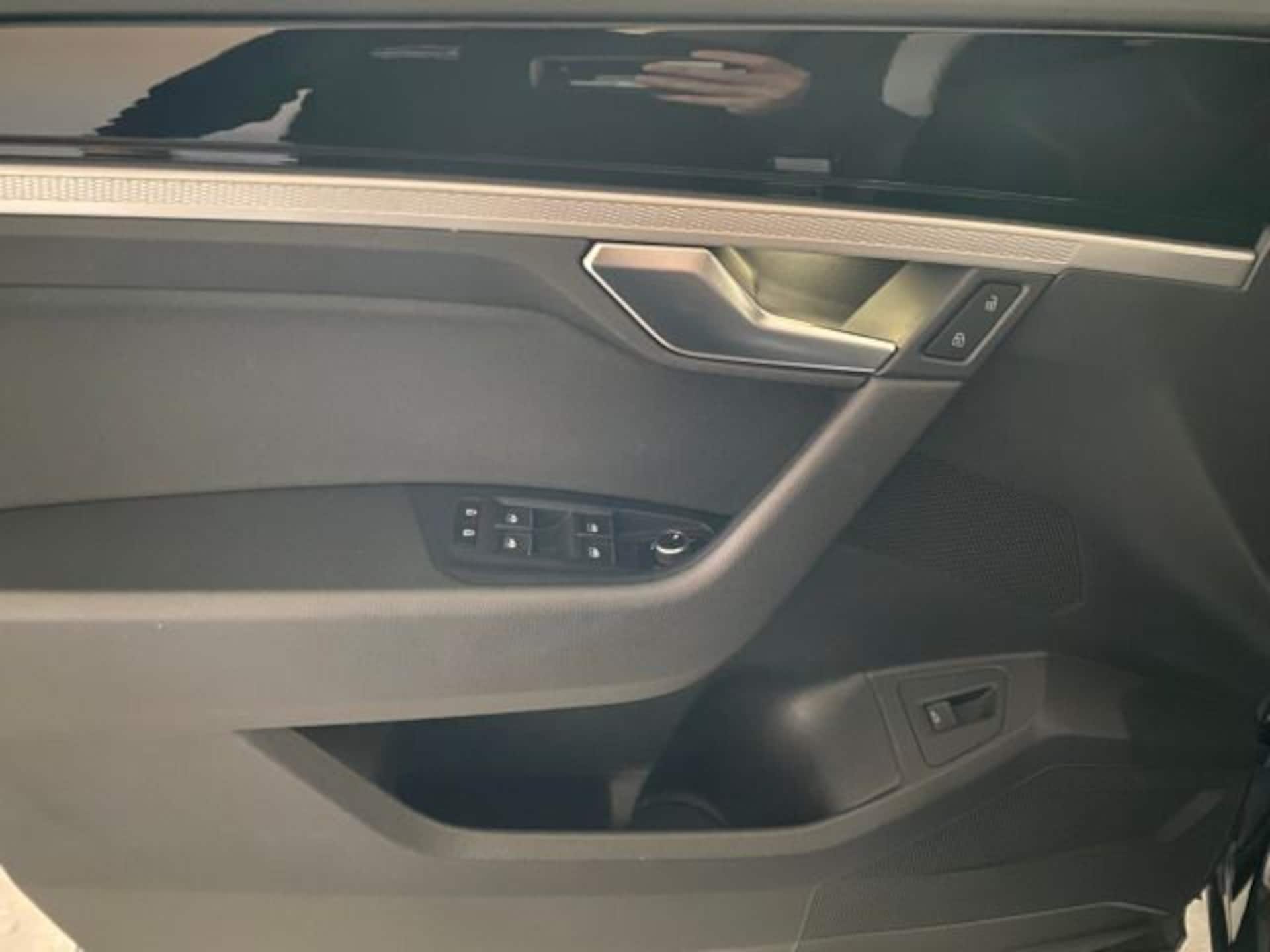 Volkswagen Touareg Basis-Modell