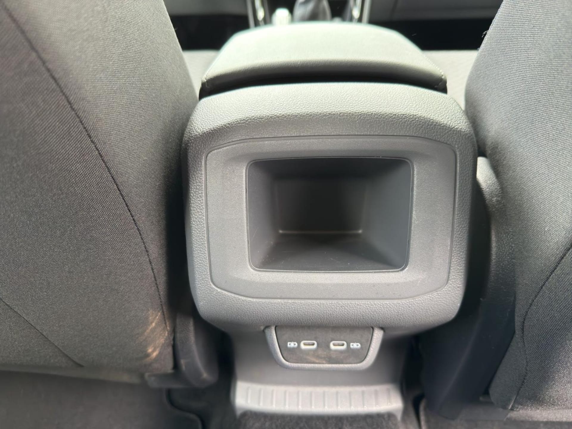 Volkswagen T-Cross United