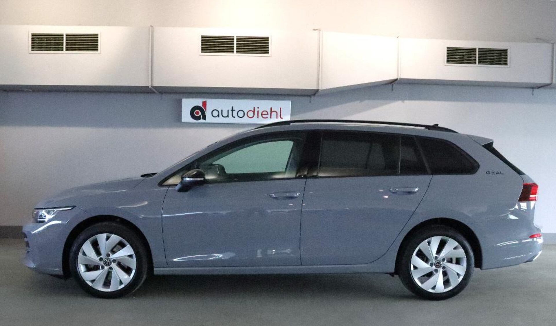 Volkswagen Golf Variant Life