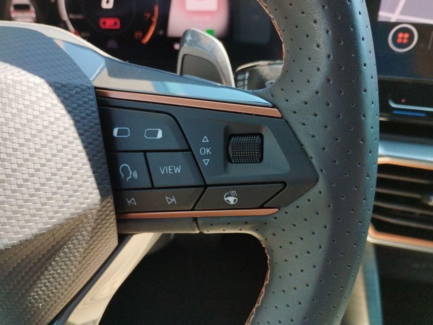 CUPRA Leon Sportstourer 1.5 eTSI Tech Edition DSG 110 kW (150 CV) — photo 15
