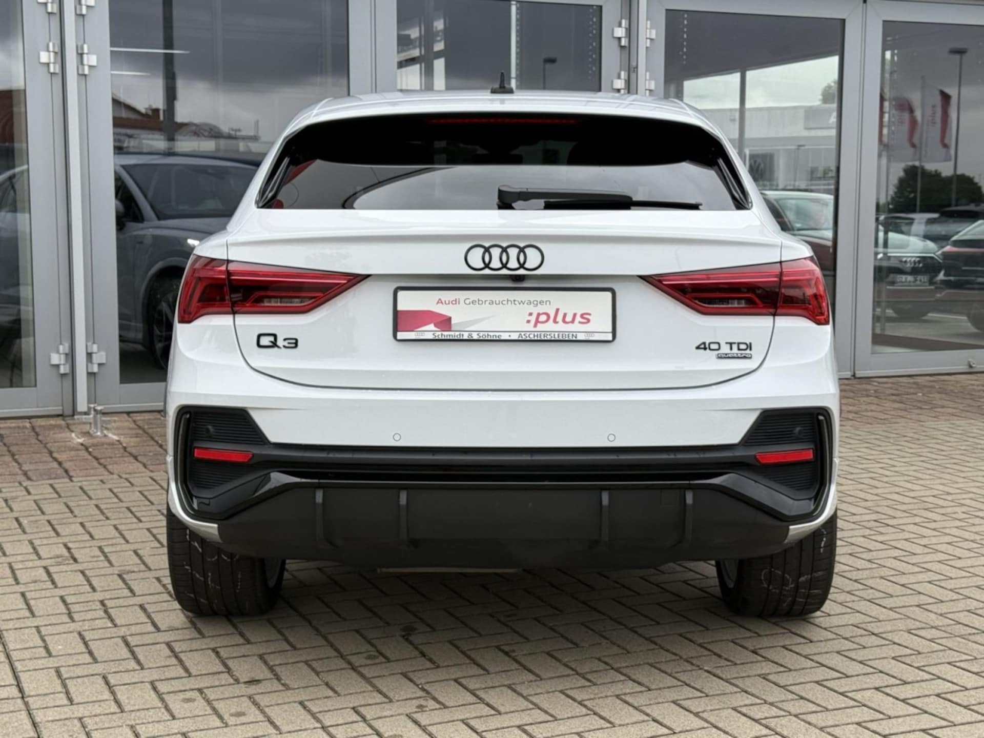 Audi Q3 Sportback S line