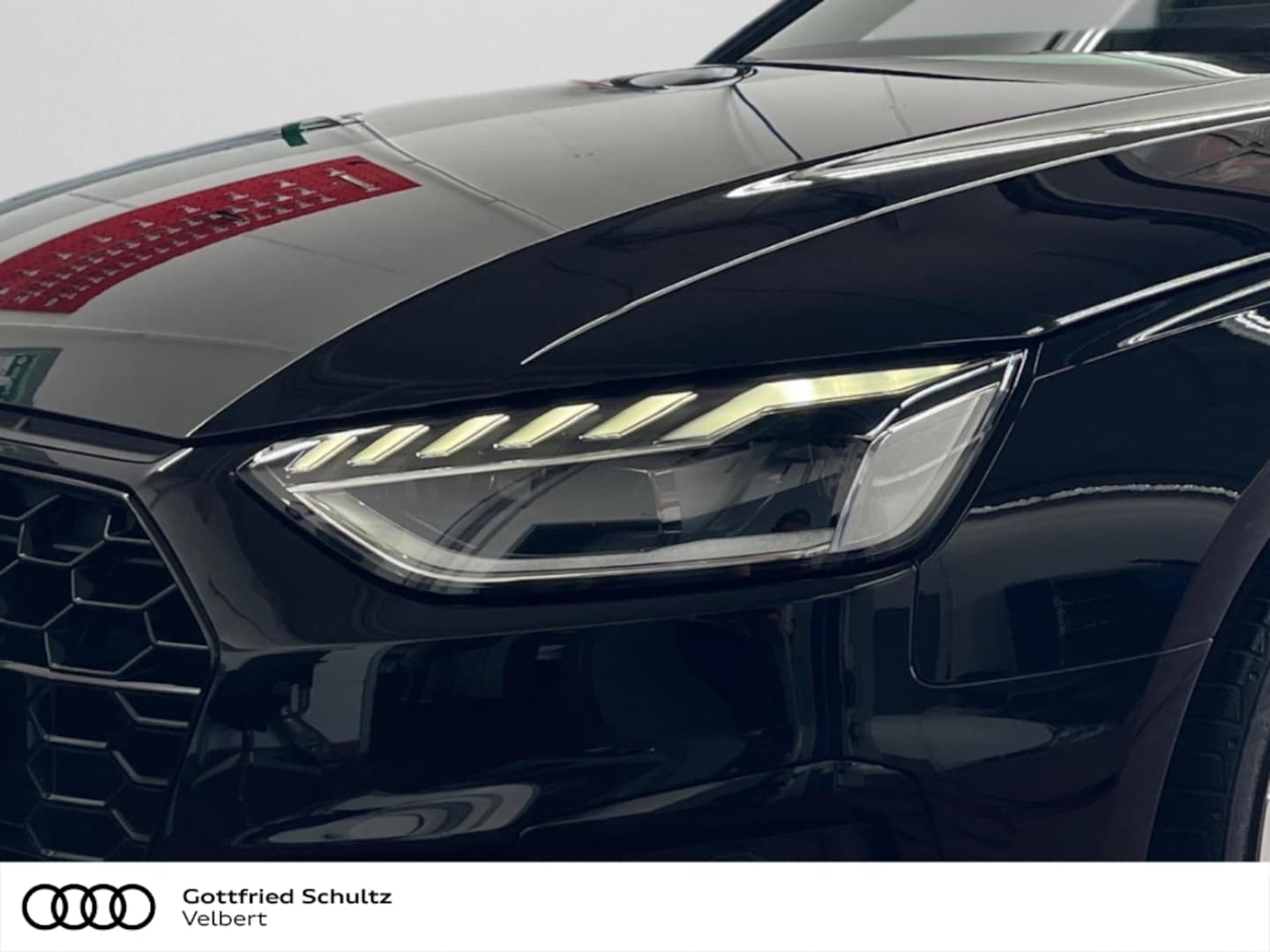 Bild über Audi A4 Avant S line 40 TFSI S tronic - für weitere Informationen kontaktieren Sie den Audi Partner