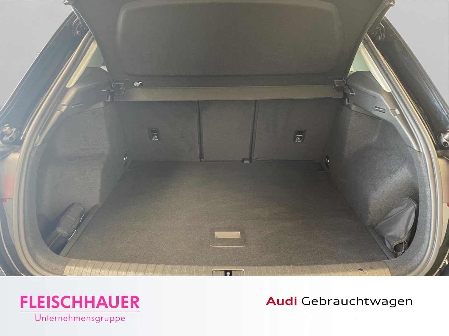 Bild über Audi Q3 TFSI 110 kW S tronic - für weitere Informationen kontaktieren Sie den Audi Partner