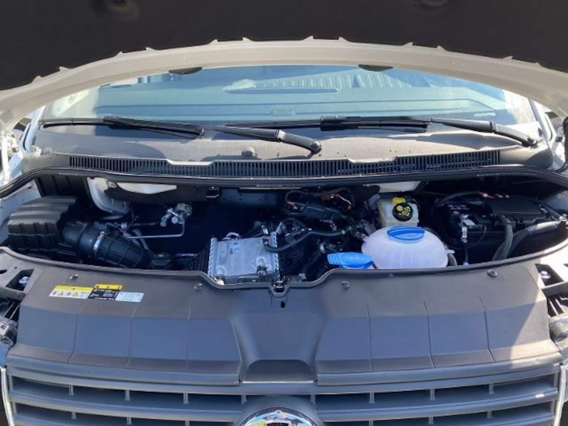Volkswagen T6.1 California Beach