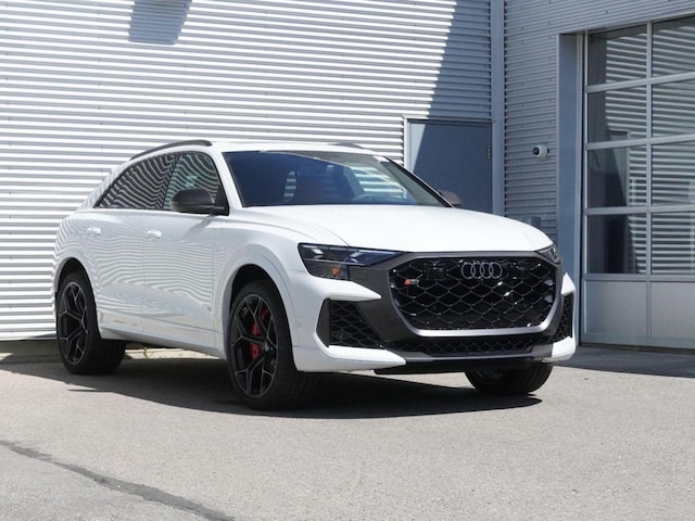 2026 Audi RS Q8 SUV performance