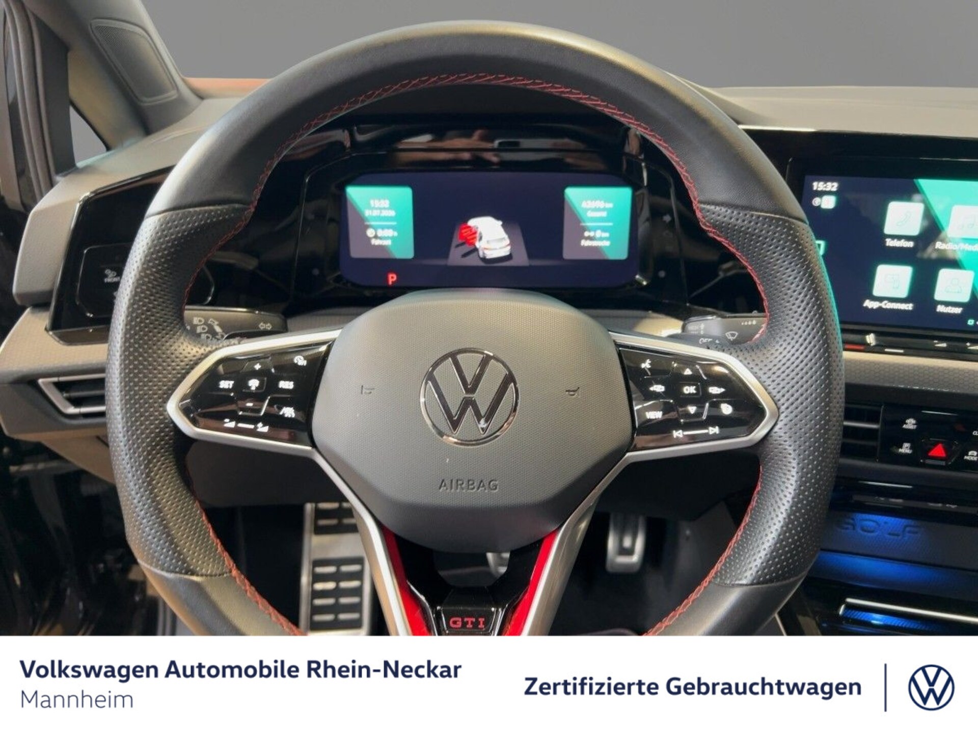 Volkswagen Golf GTI