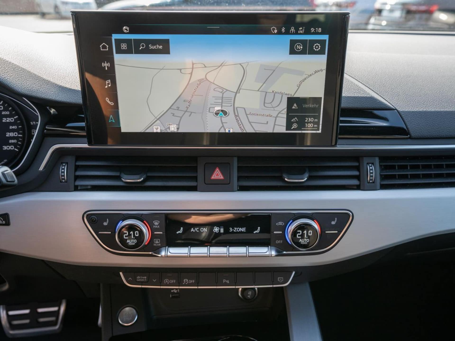 Audi A4 Avant S line