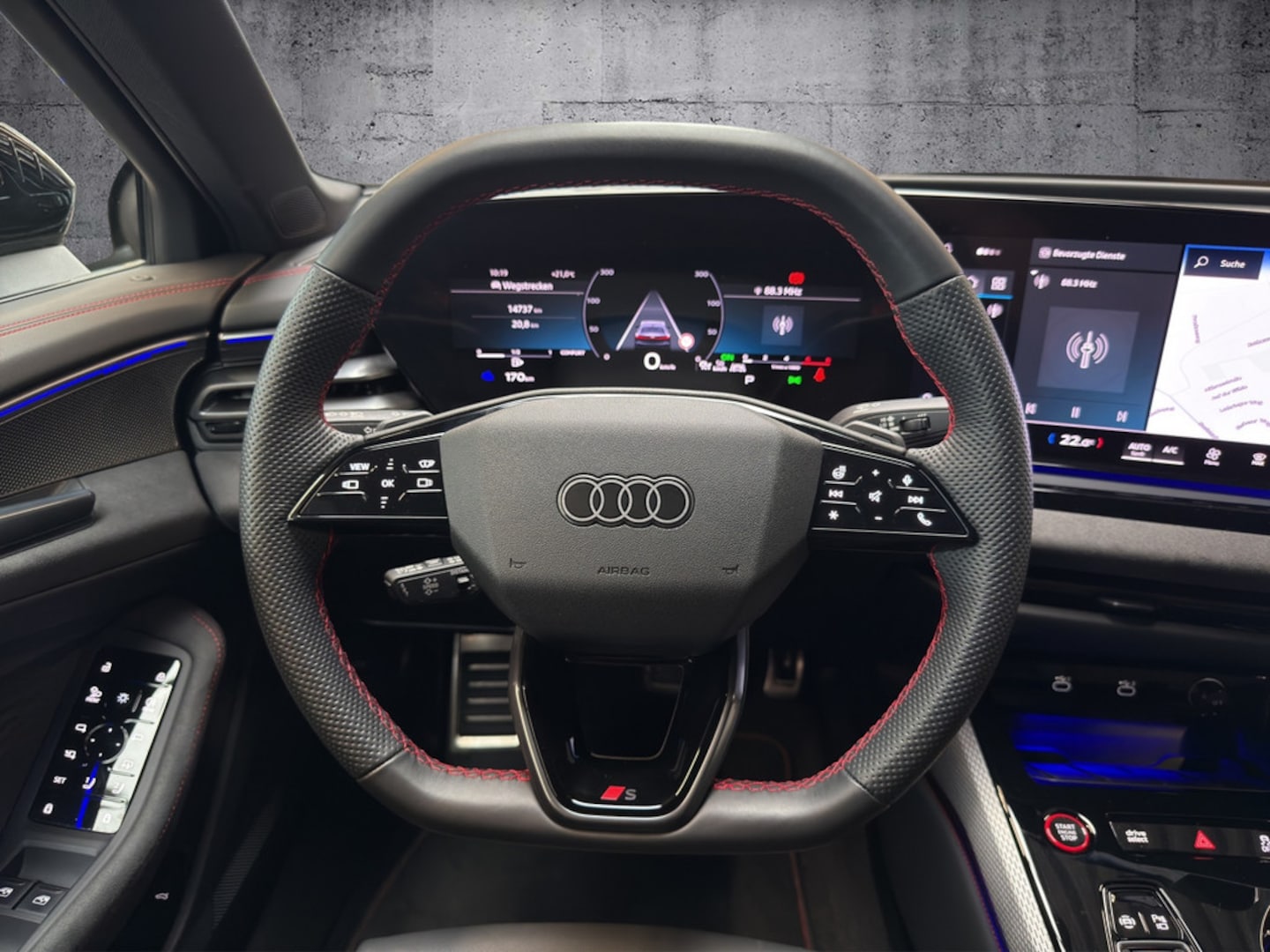 Bild über Audi S5 Limousine TFSI 270 kW S tronic - für weitere Informationen kontaktieren Sie den Audi Partner