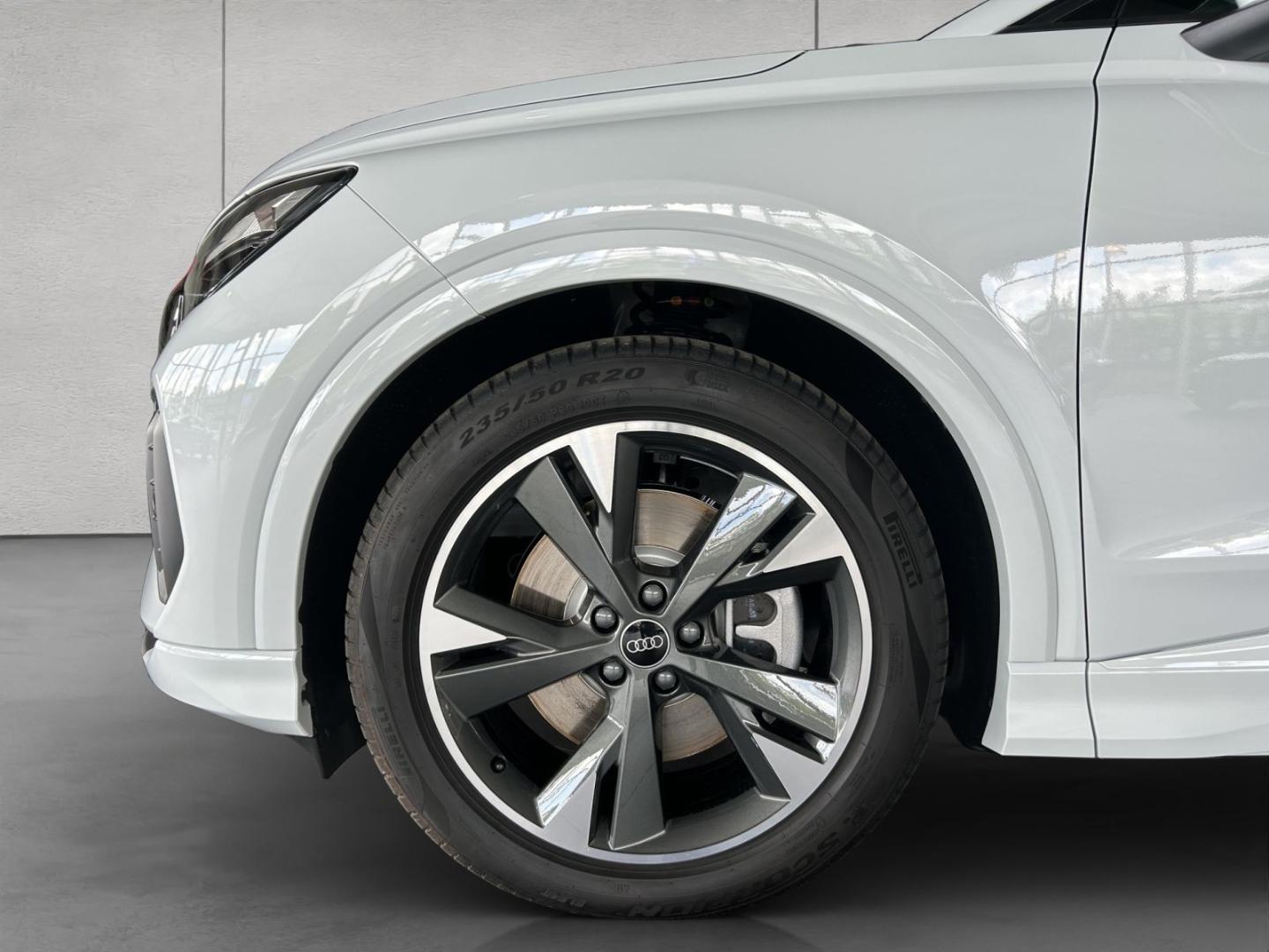 Image about Audi Q4 e-tron 45 e-tron quattro