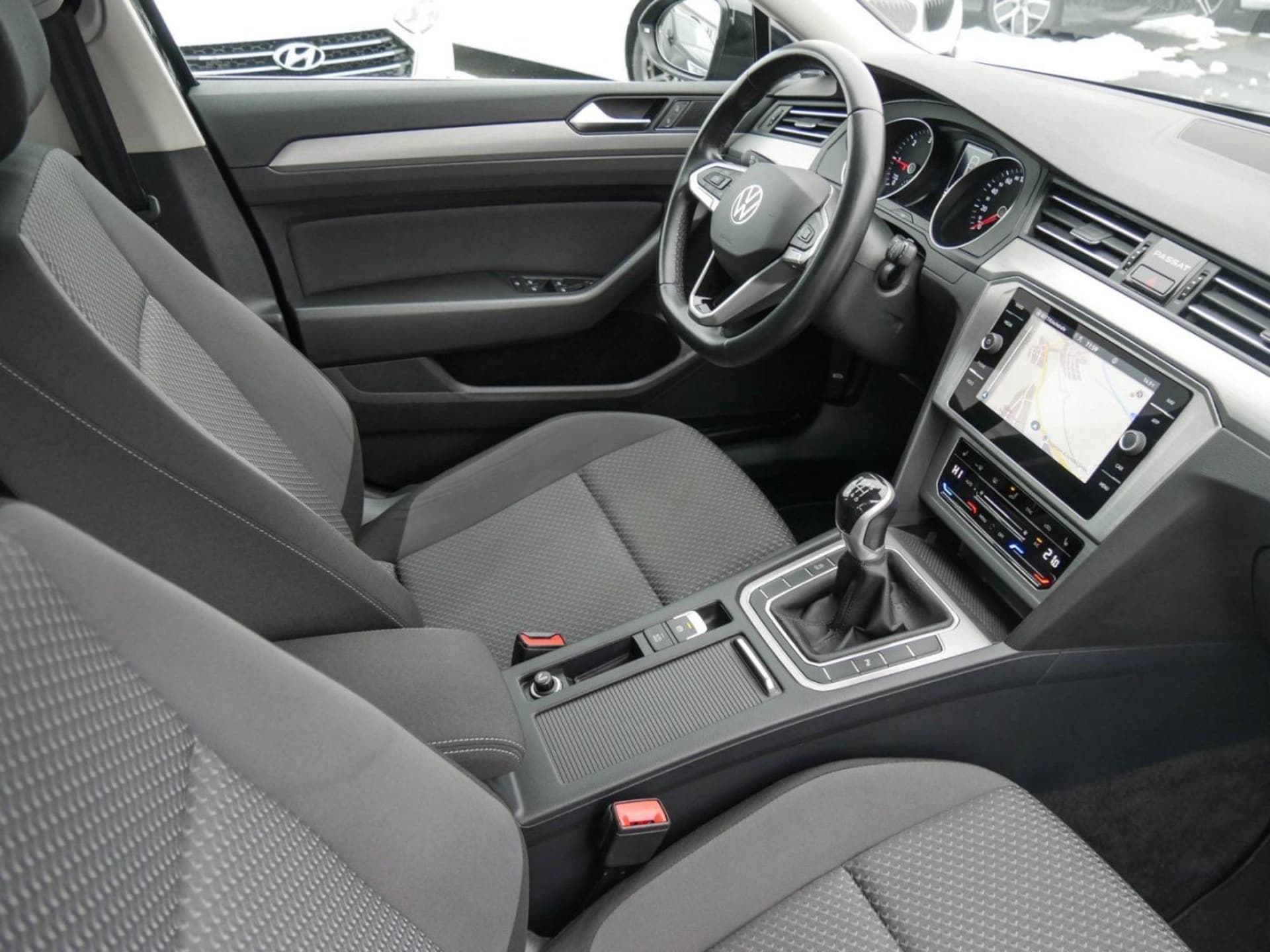 Volkswagen Passat Variant Basis-Modell
