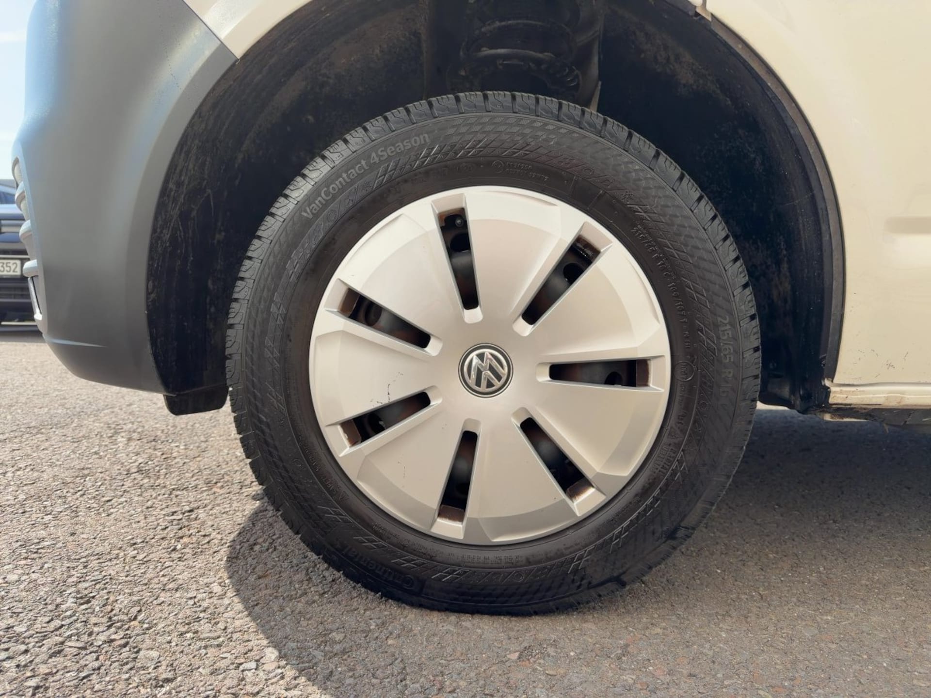 Volkswagen T6.1 Transporter Kasten kurzer Radstand