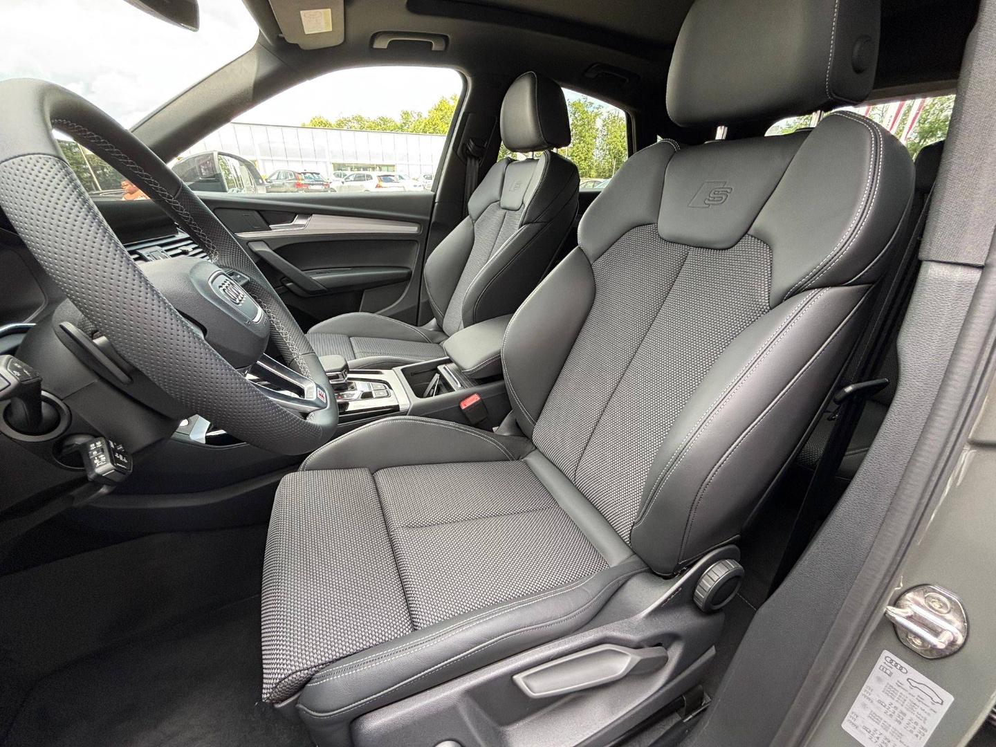 Image about Audi Q5 Sportback TFSI e Black Edition 50 TFSI e Hybride rechargeable quattro220(299)kW(ch)S tronic