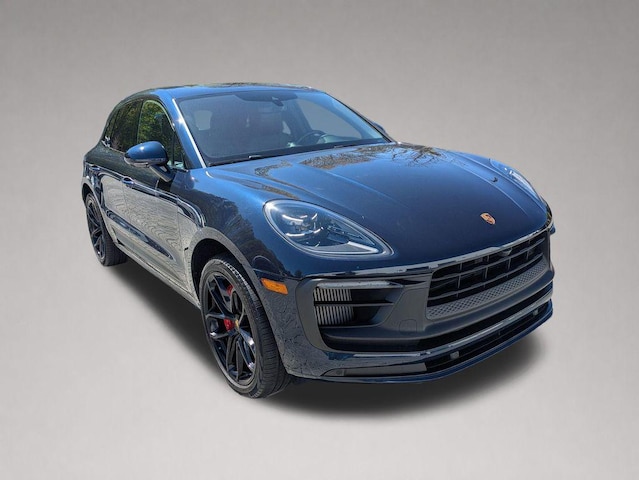 2022 Porsche Macan