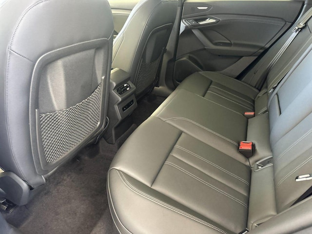 2027 Audi Q6 e-tron Prestige - Photo 11