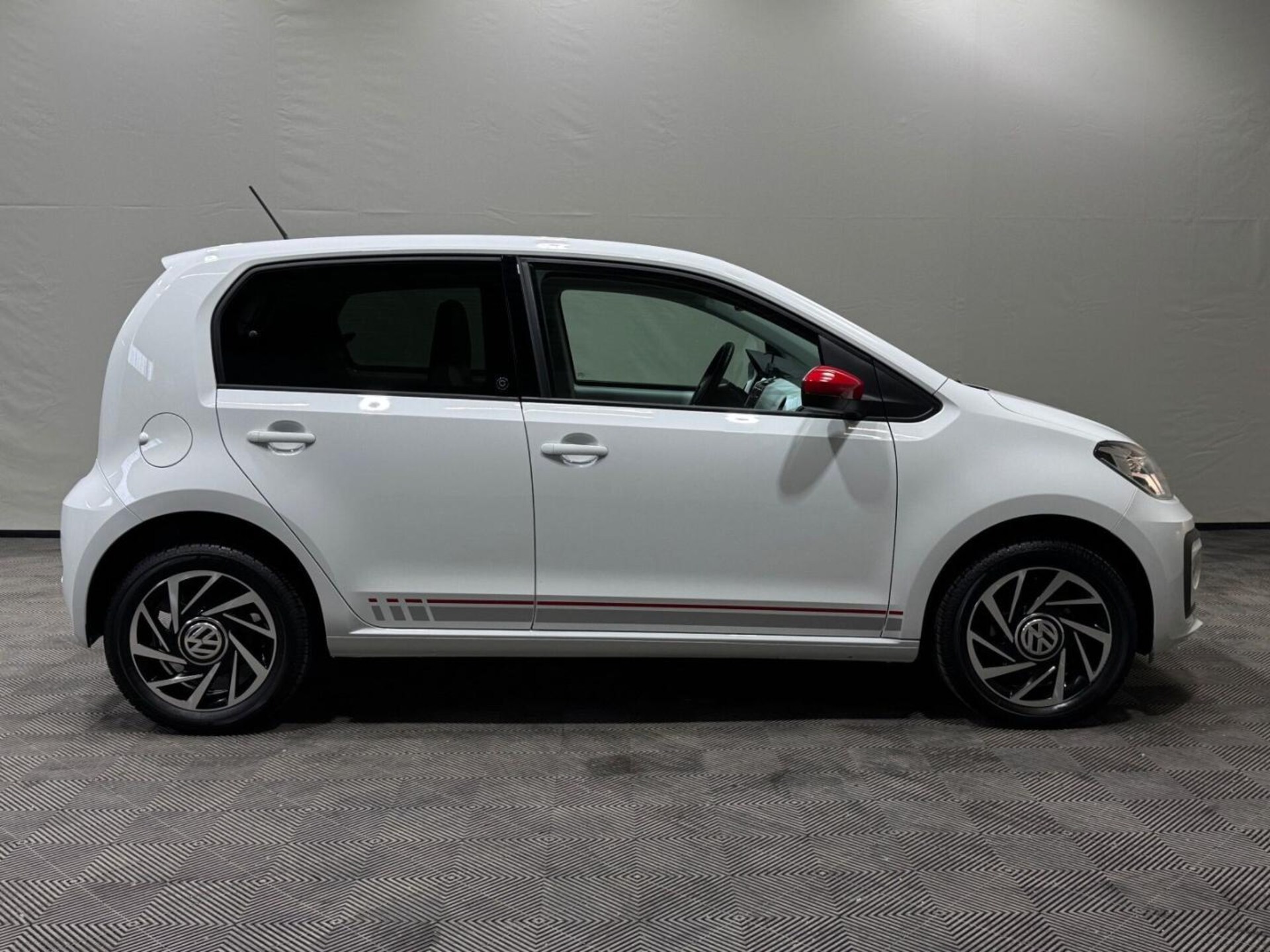 Volkswagen up! beats