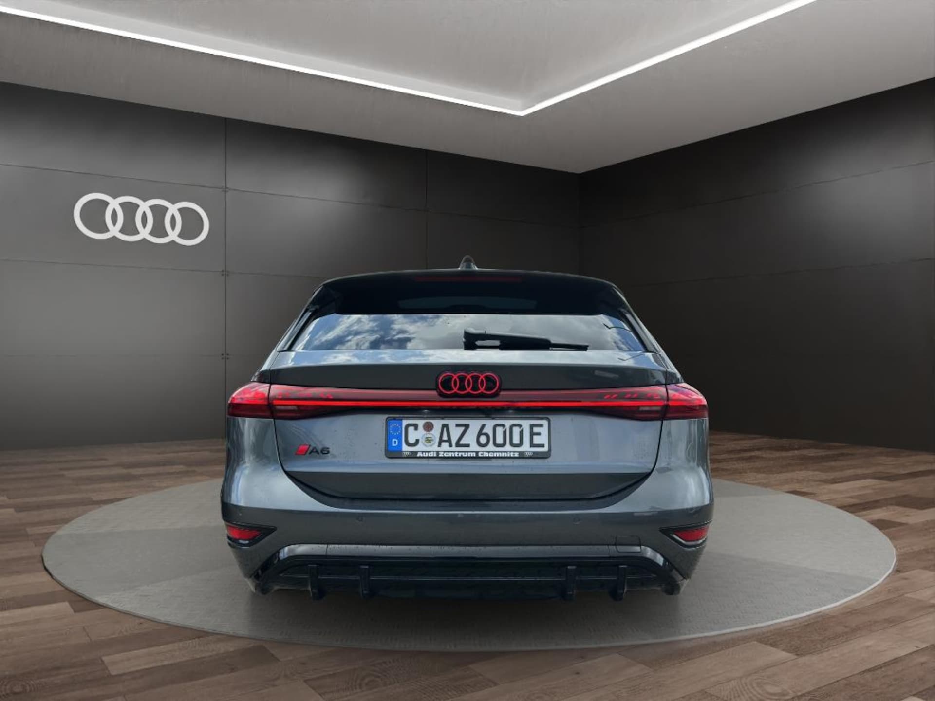 Audi A6 Avant e-tron edition one