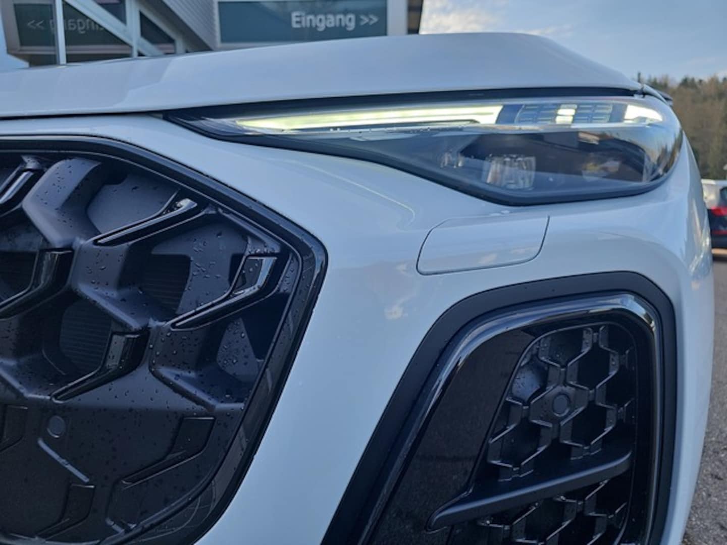 Bild über Audi Q5 SUV TDI quattro 150 kW S tronic - für weitere Informationen kontaktieren Sie den Audi Partner