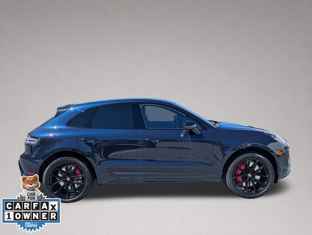 2022 Porsche Macan
