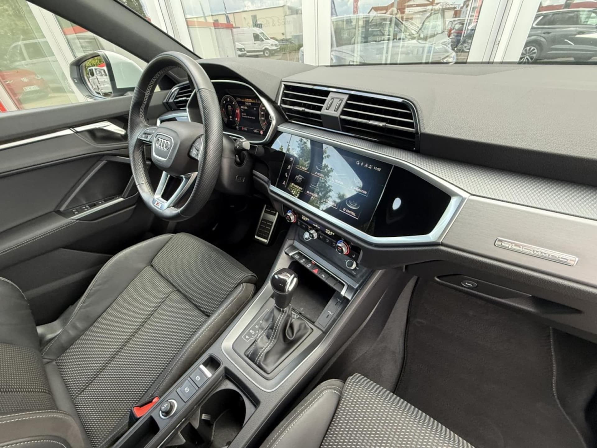 Audi Q3 Sportback S line