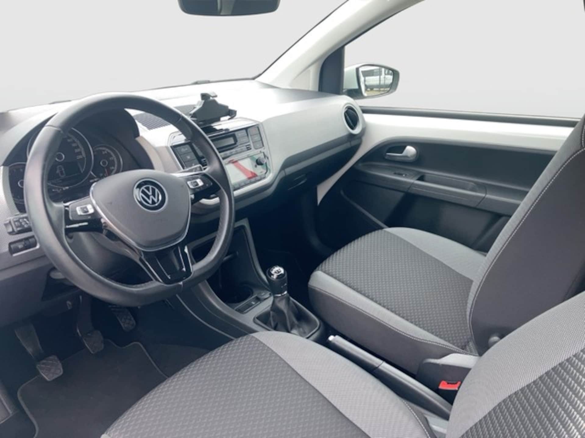 Volkswagen up! ACTIVE