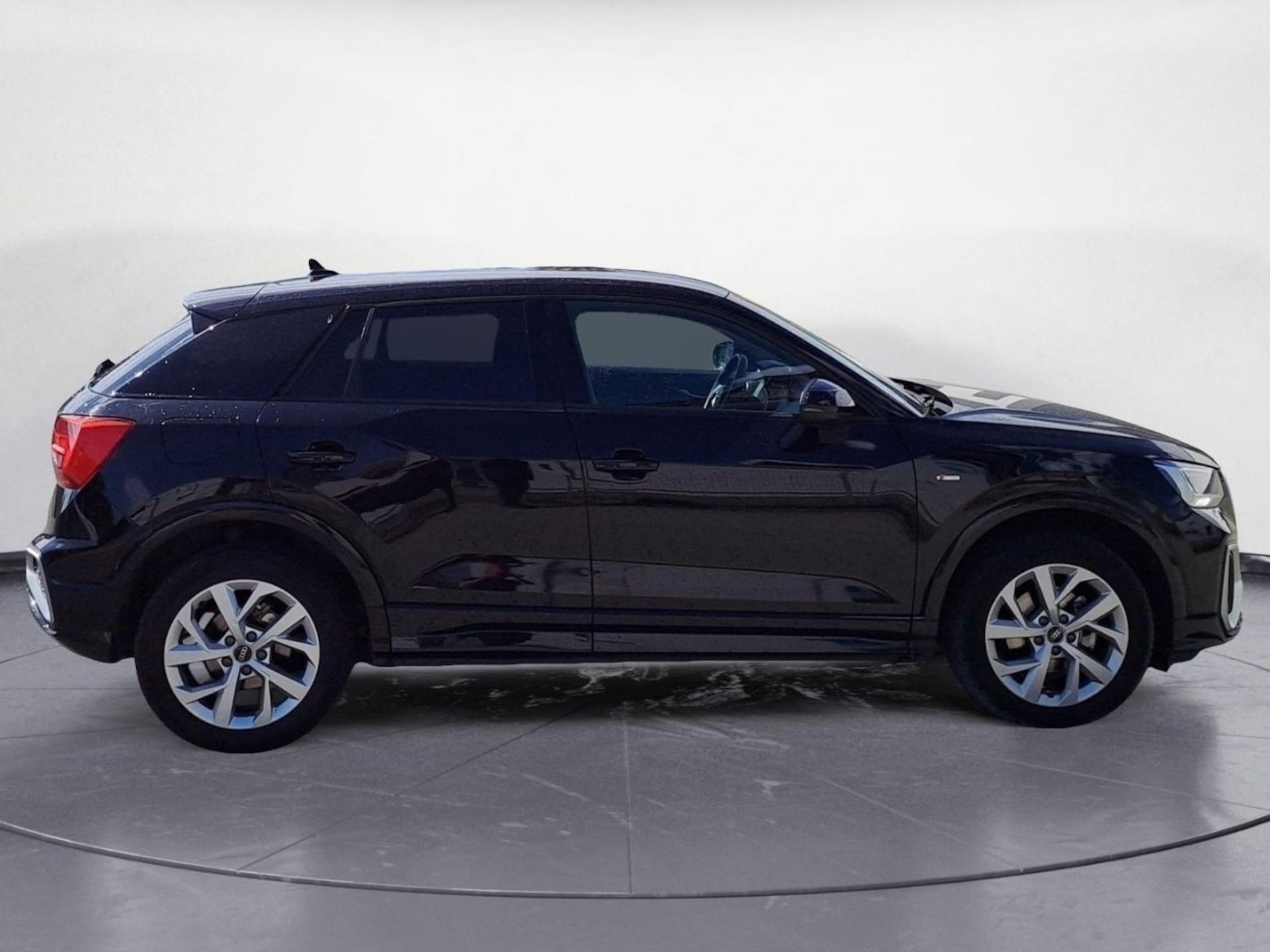 Audi Q2 S line