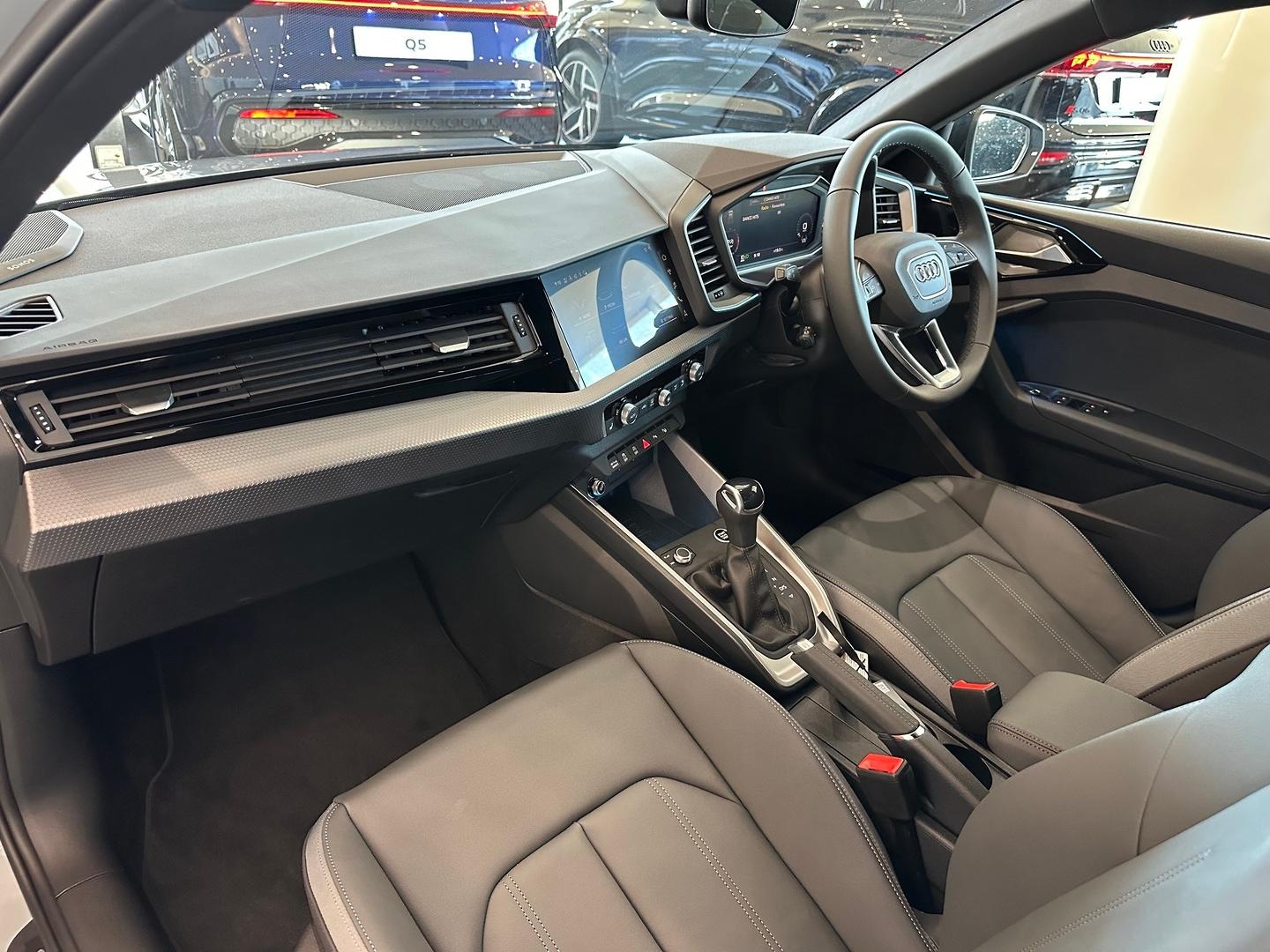 Image about Audi A1 Sportback S line 40 TFSI S tronic