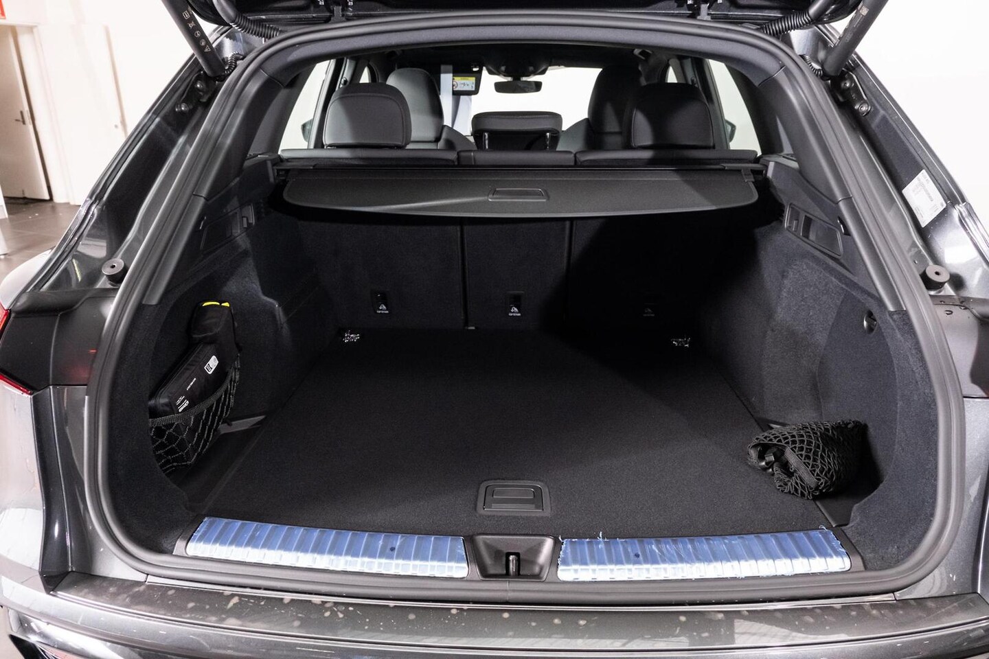 Image about Audi Q5 SUV TDI quattro 150 kW sport