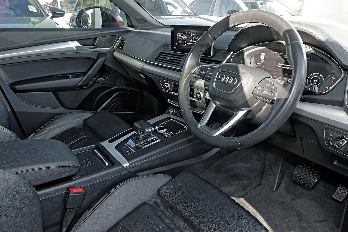 Image about Audi Q5 2.0 TDI