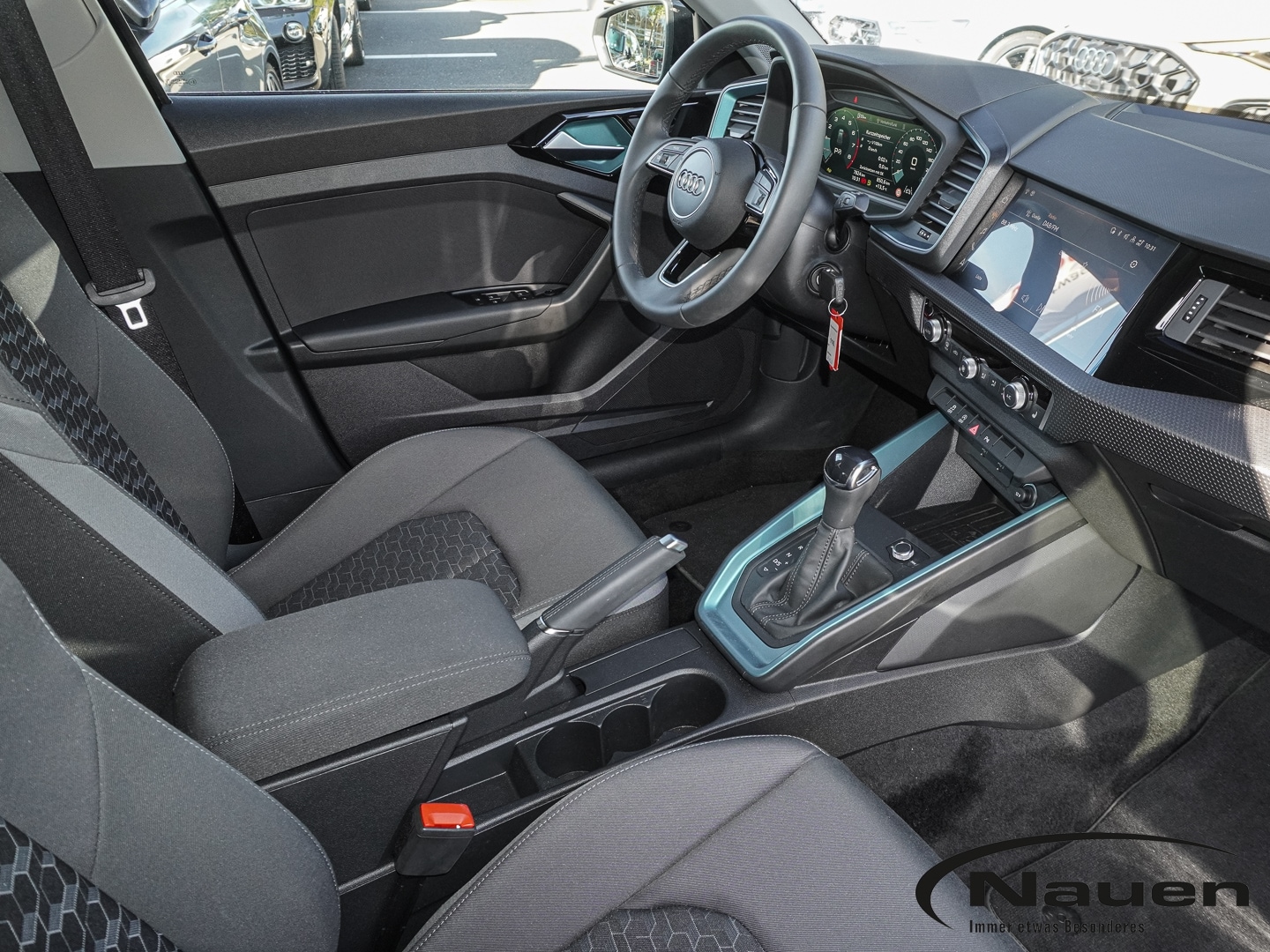 Bild über Audi A1 allstreet 30 TFSI S tronic - für weitere Informationen kontaktieren Sie den Audi Partner