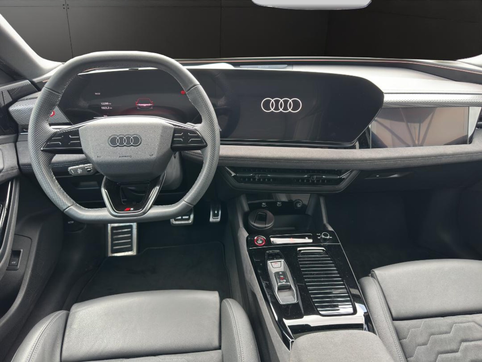 Audi A6 Avant e-tron edition one