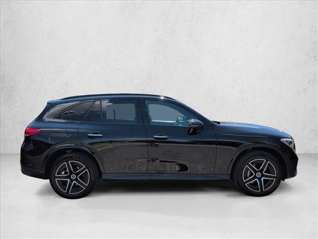 2024 Mercedes-Benz GLC 300