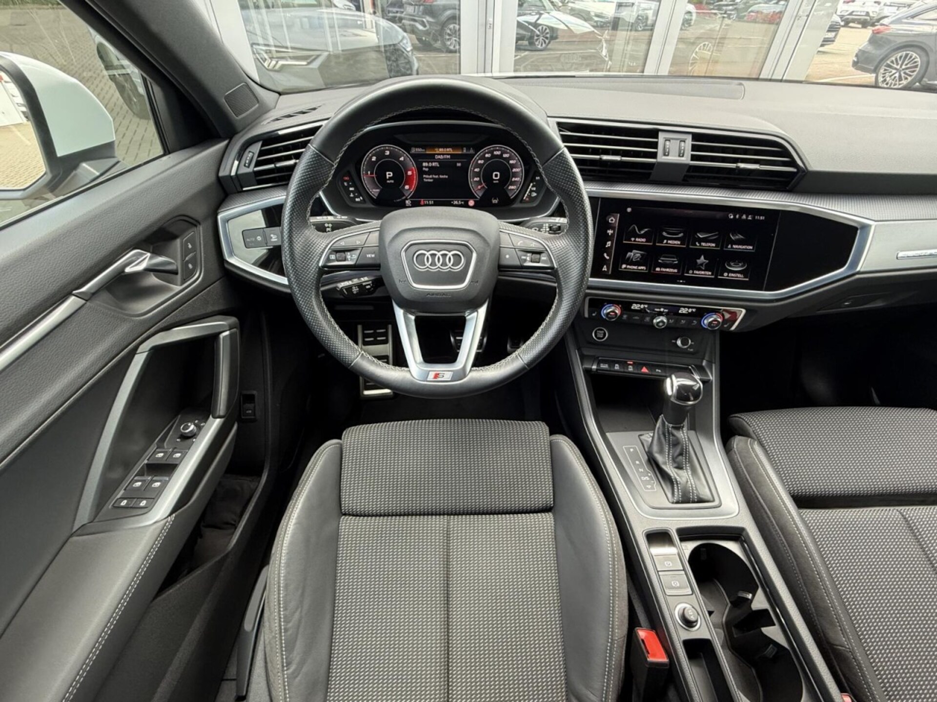 Audi Q3 Sportback S line