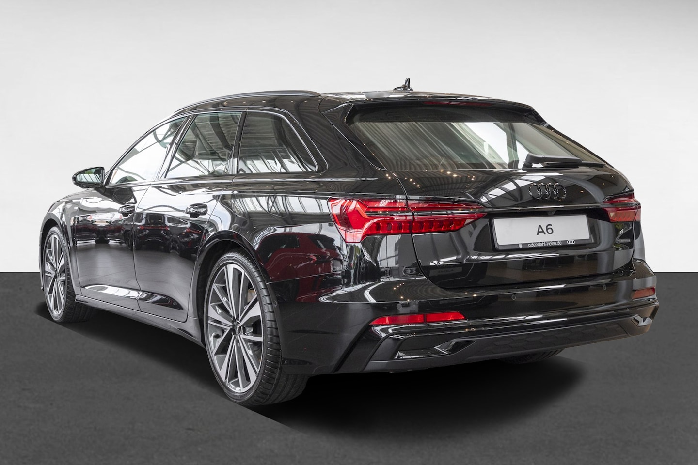 Bild über Audi A6 Avant S line 50 TDI quattro tiptronic - für weitere Informationen kontaktieren Sie den Audi Partner