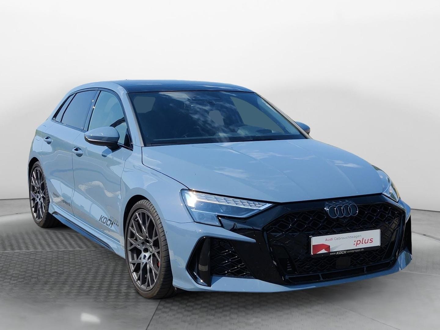 Bild über Audi RS 3 Sportback TFSI quattro 294 kW S tronic - für weitere Informationen kontaktieren Sie den Audi Partner