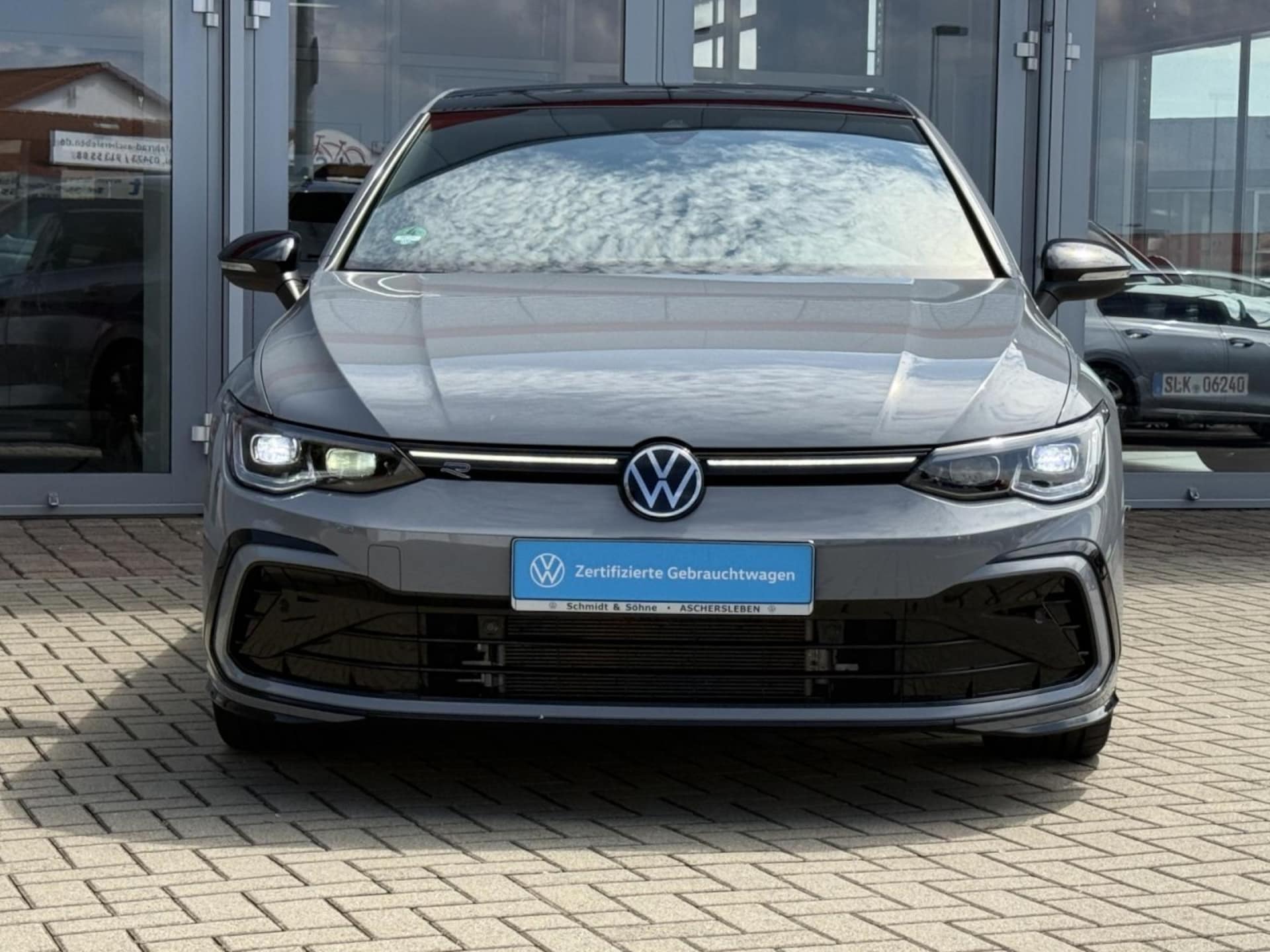 Volkswagen Golf R-Line