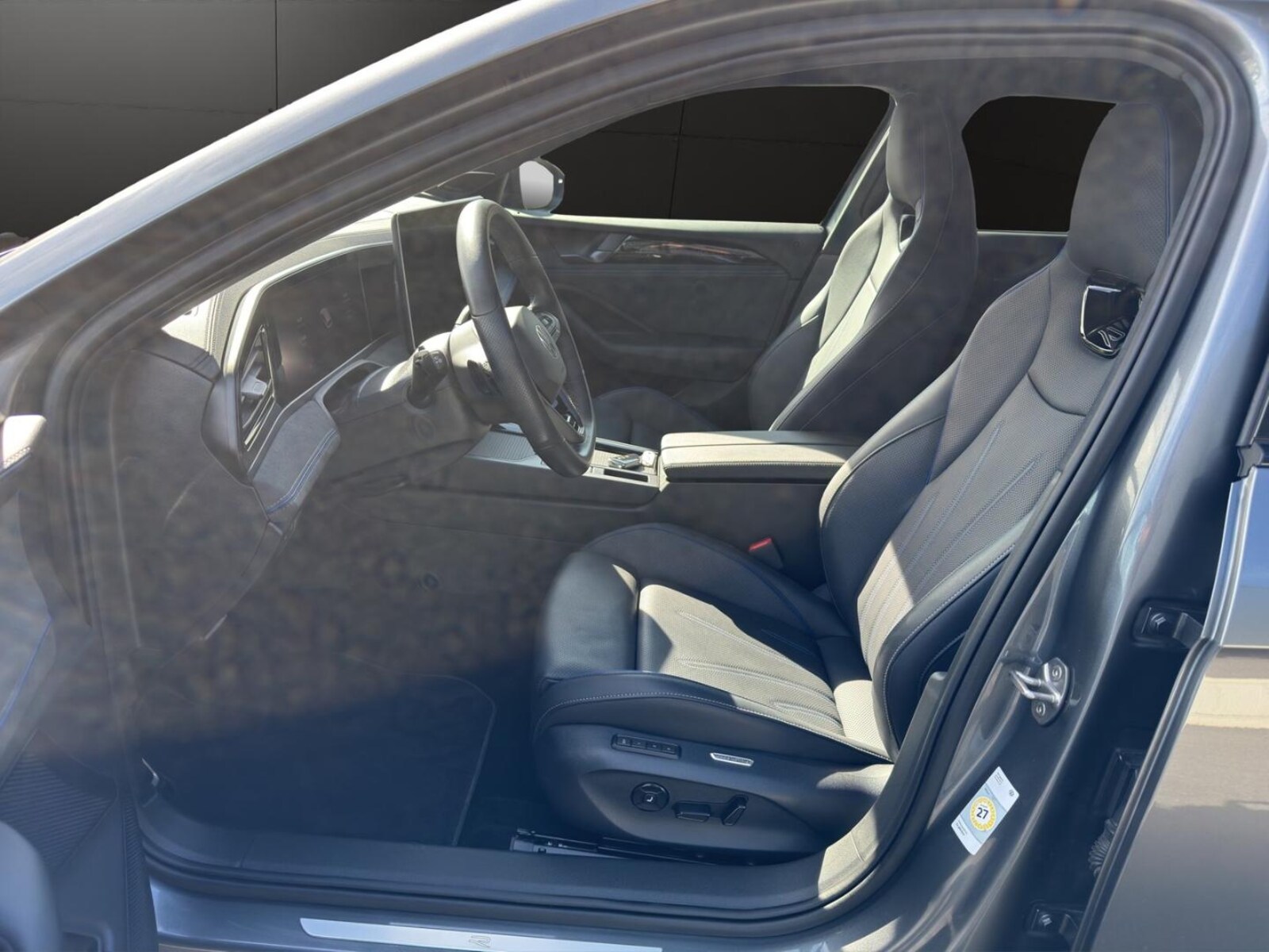 Volkswagen Passat – Bild 7