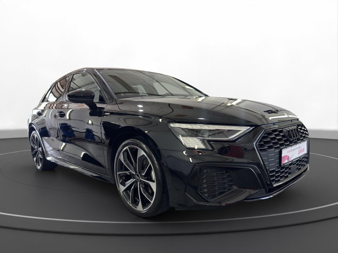 Bild über Audi A3 Sportback S line 35 TFSI Schaltgetriebe - für weitere Informationen kontaktieren Sie den Audi Partner