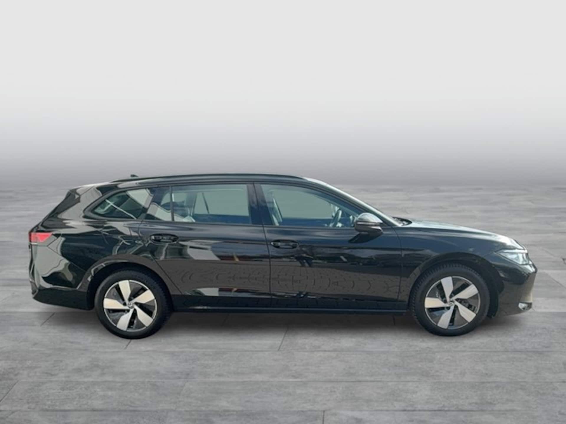 Volkswagen Passat Basis-Modell