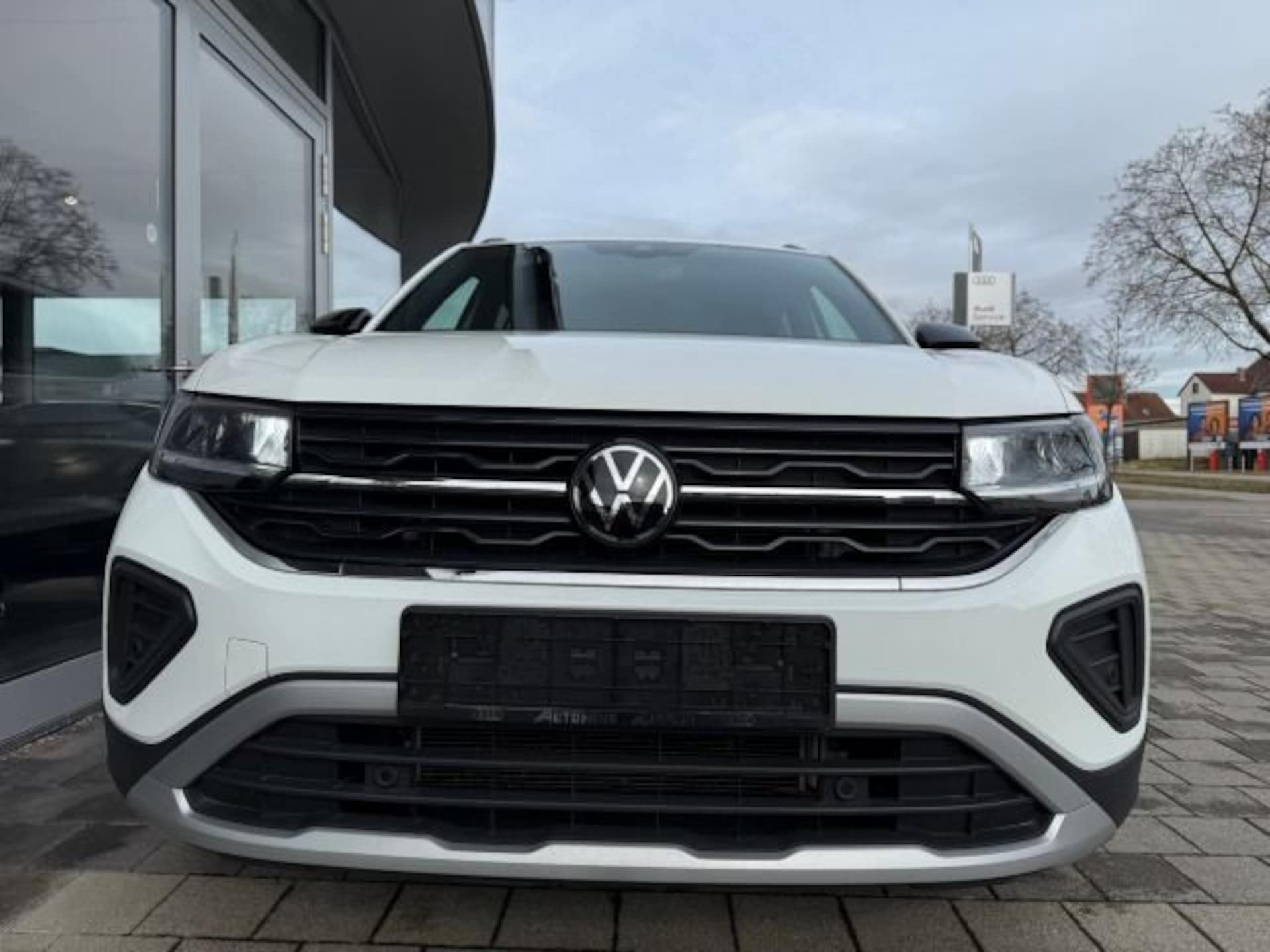 Volkswagen T-Cross Life