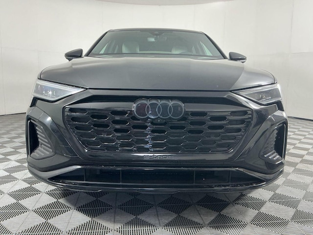 2024 Audi Q8 Sportback e-tron