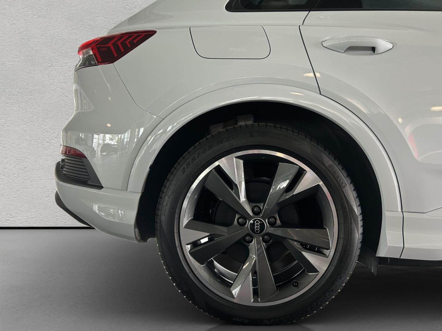 Image about Audi Q4 e-tron 45 e-tron quattro