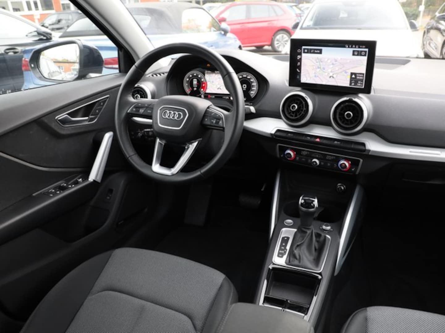 Bild über Audi Q2 S line 35 TFSI S tronic - für weitere Informationen kontaktieren Sie den Audi Partner
