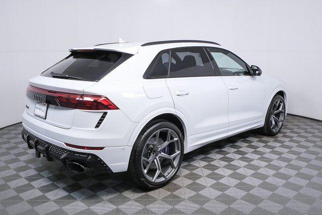 2026 Audi RS Q8 SUV performance
