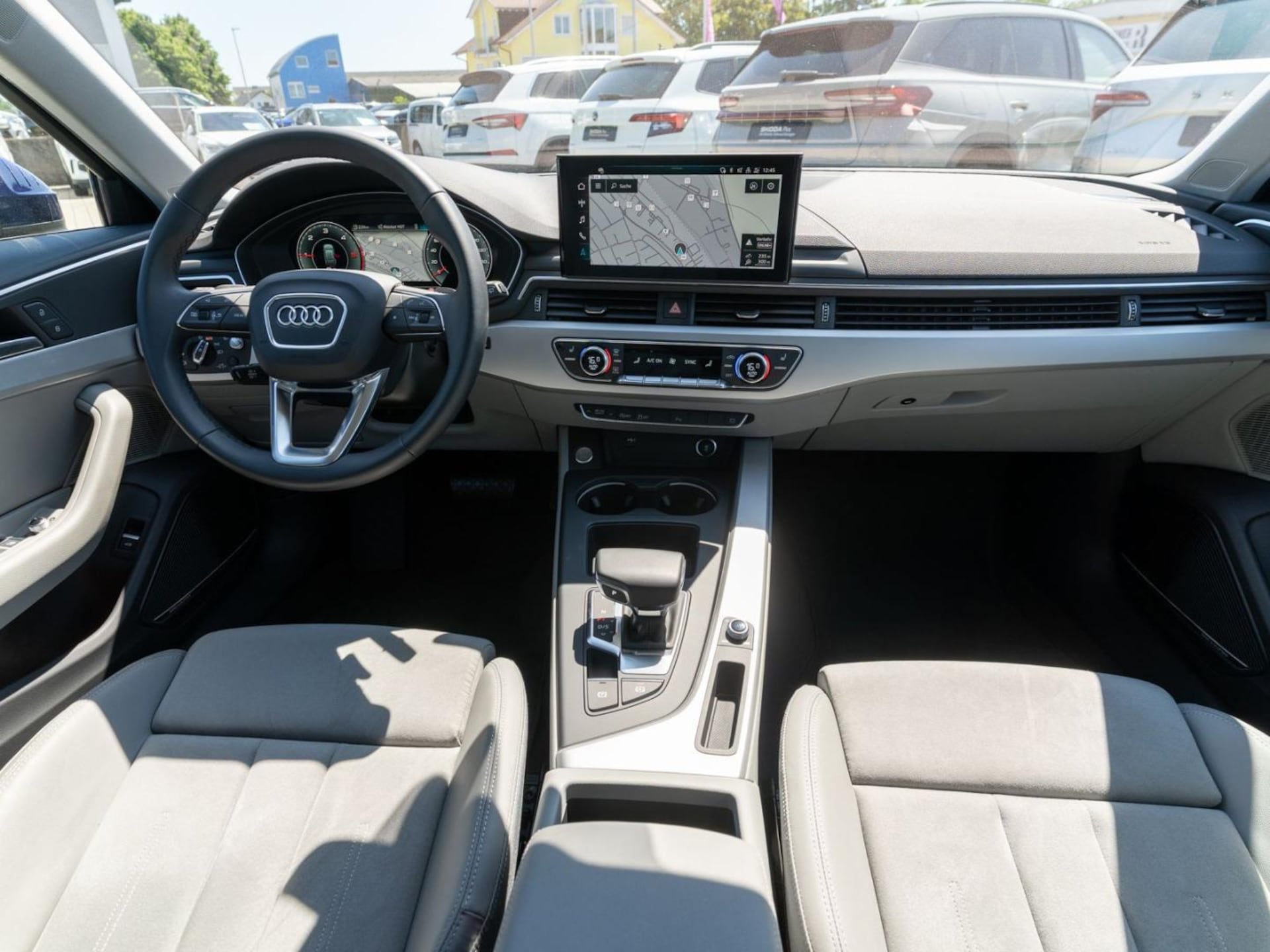Audi A4 Avant S line