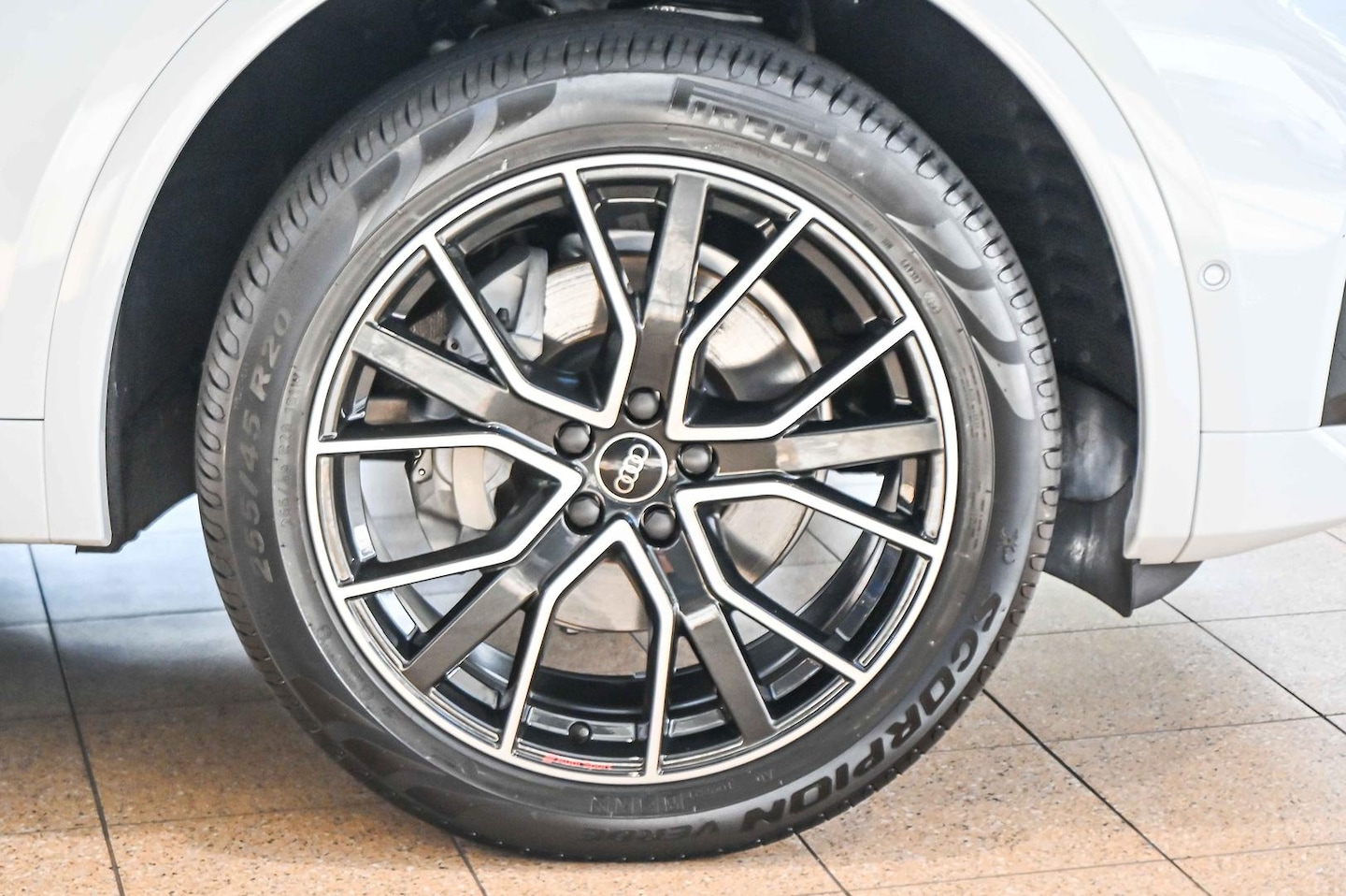 Image about Audi Q5 Sportback 40 TDI quattro S tronic