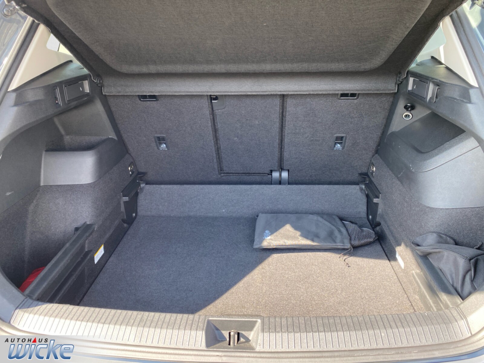 Volkswagen Tiguan – Bild 17