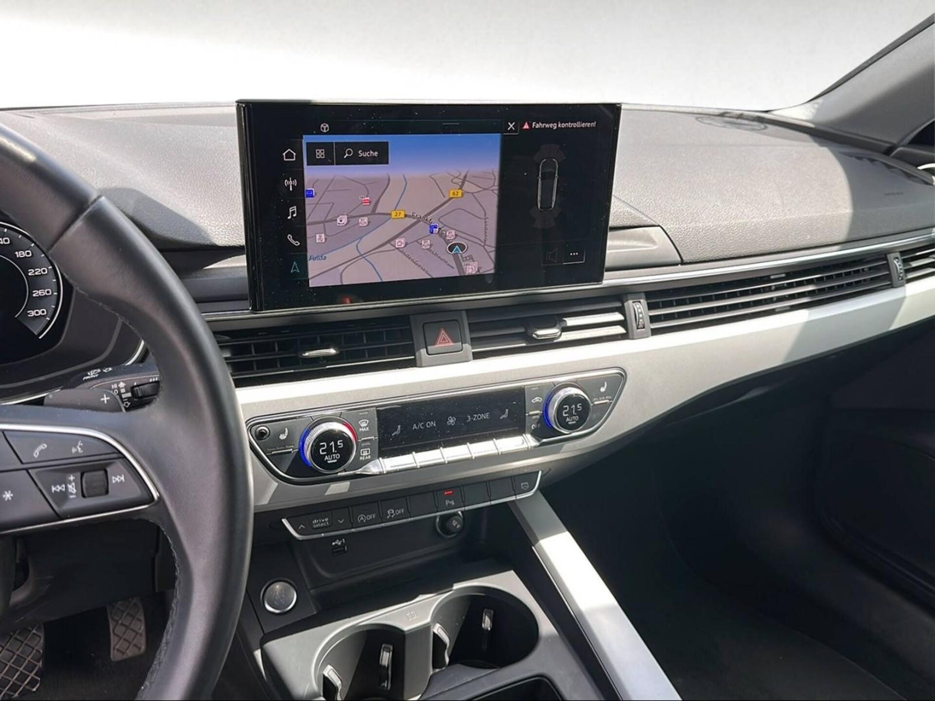 Audi A4 Avant S line