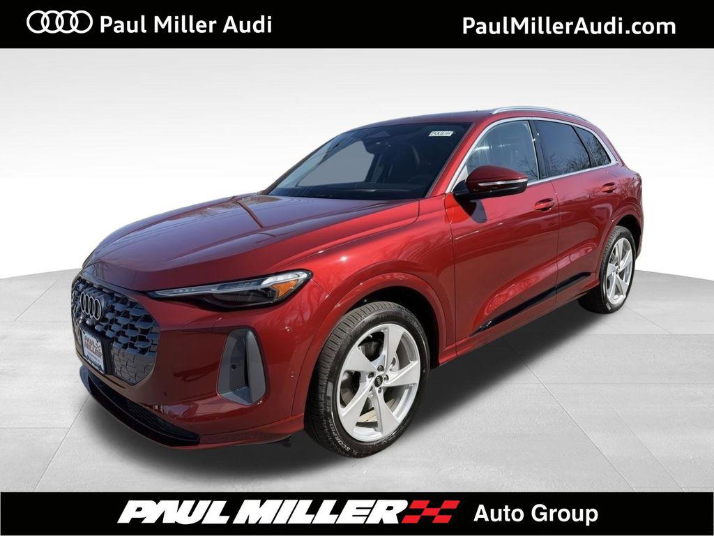 2025 Audi Q5 40 Prestige's photo